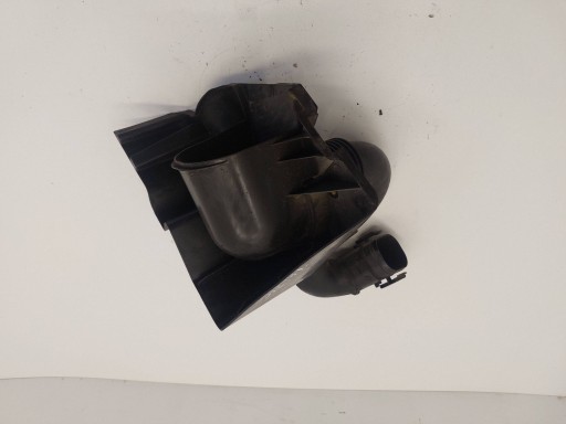TRAFIC III VIVARO B TALENTO 14r> intake deflector pipe air 960155230R