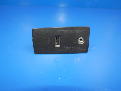 VOLVO S90 II V90 II XC60 II XC90 II V60 II adapter USB ZLACZE AUX