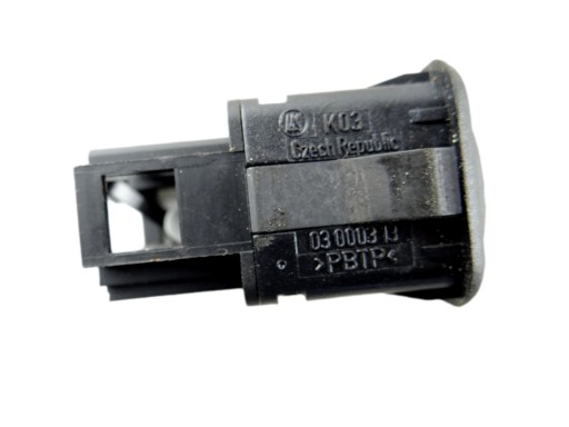switch covers tanks of the fuel VOLKSWAGEN GOLF IV 3B0 959 833A