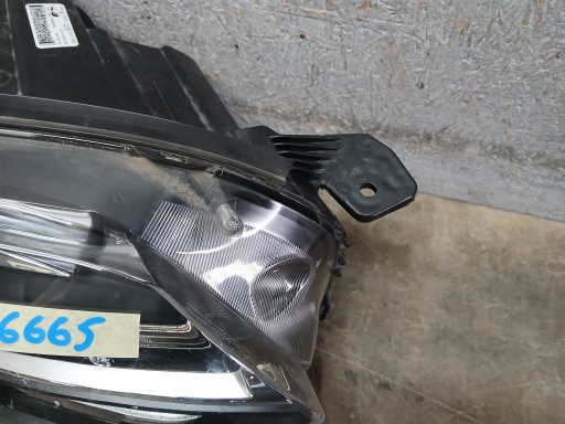 light front right OPEL VIVARO C ZAFIRA LIFE XENON 1656227880