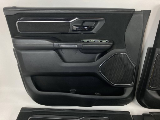 Ram 1500 TRX running board boczkow side front + rear part 2021-2024 OEM
