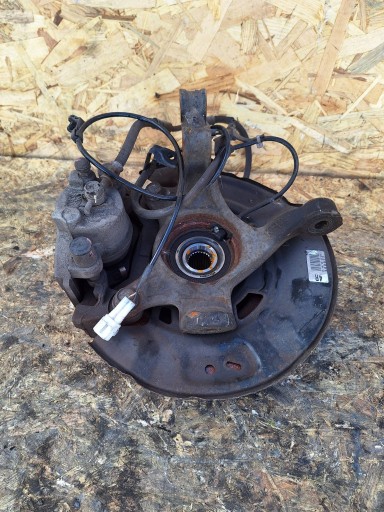 swing right front TOYOTA YARIS II 06-11