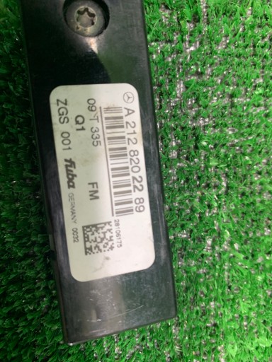 antenna amplifier MERCEDES W212 A2128202289