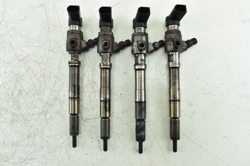 injecteur VW PASSAT B7 GOLF VI AUDI A3 8P SEAT LEON II 1.6 TDI 03L130277B