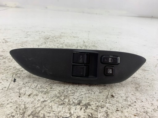 TOYOTA YARIS a PANEL okna levý předek