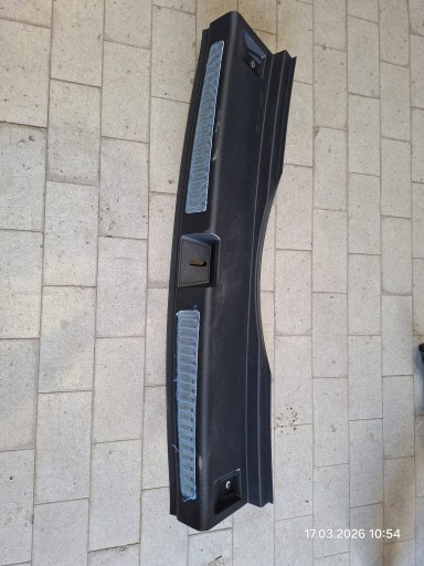 cap cover of the threshold boot Renault Austral 849208018R