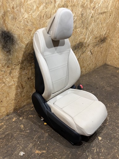 seat front front right support MERCEDES W206 airbag 1
