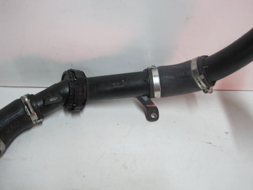 trouba intercoolera RANGE ROVER EVOQUE M8D2-6C715-AA