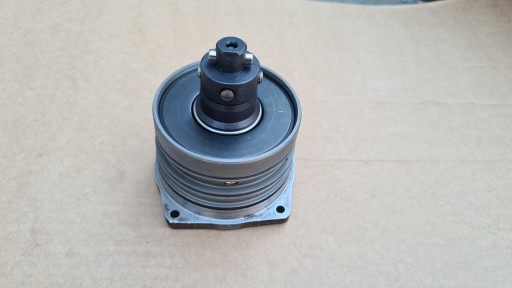 1 468 - РОЗПОДІЛЬНА ГОЛОВКА НАСОСА