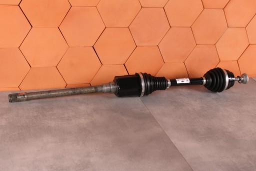 BMW 3' G20 G21 4' G22 G23 semi-axis drive right front XDRIVE 8682366