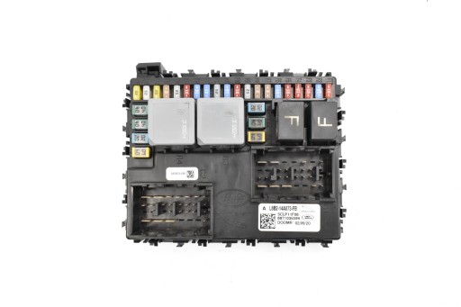 Блок предохранителей l8b2-14a073-fb land rover defender l663 2020-