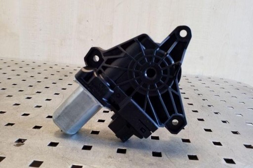 A2059060301 - Электродвигатель стеклоподъемника задней левой двери mercedes-benz c coupe (c205)