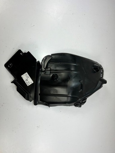 MERCEDES W205 ПЕРЕДНЯ КОЛІСНА АРКА ЛІВА A2056913300