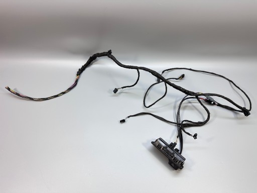 C8 - Audi a4 b9 a5 f5 8w камера заднего вида 3v0827566l