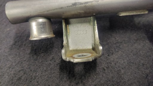 Rampe injection Audi A4 B6 B7 1.8T 06B133317af