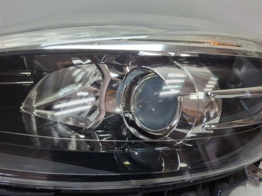 far prednja lijeva 260605628R RENAULT SCENIC III LIFT 2013