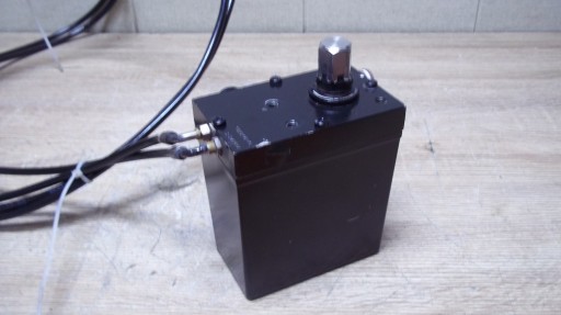 21241914 - НАСОС ПІДЙОМУ КАБІНИ VOLVO FH4