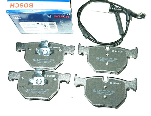 0 986 - BOSCH гальмівні колодки зд + датчик BMW E60 e61