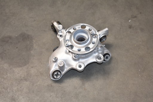 IDEALNA swing of the pivot rear part rear right MERCEDES C63 W206 X254 AMG 1