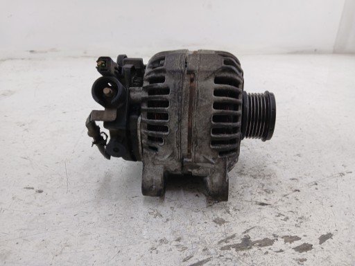 CITROEN C4 und 1.6 HDI ALTERNATOR 9646321880