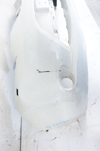 NISSAN LEAF a 2010- nárazník predok predný 620223NL0H