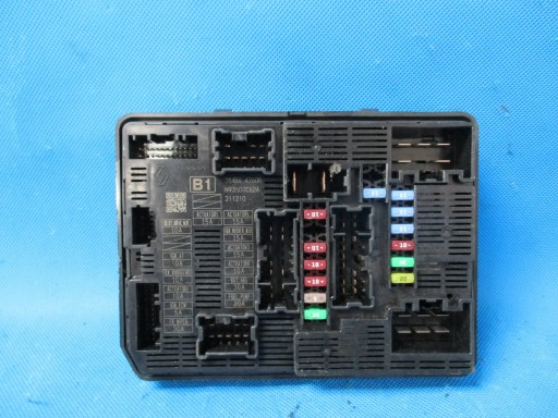 284B64760R - Модуль предохранителей kangoo iv townstar 284b6-4760r