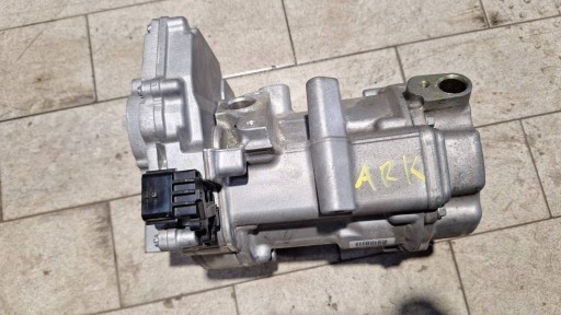 compressor of the air conditioning Renault Arkana 926008231R as new przebieg 20km!
