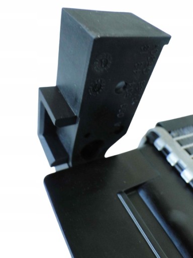 A0995044318 - MERCEDES C Class W205 рама радіатора верхня права