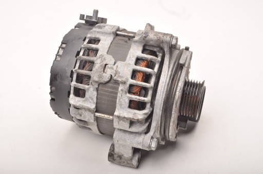 Bmw f20 f22 f23 f30 f31 3.0 генератор 8614276