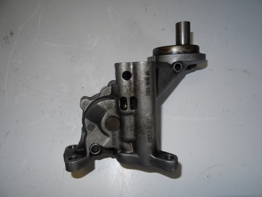 Масляный насос 059115105n Audi A6 A8 Phaeton 3.0 TDI