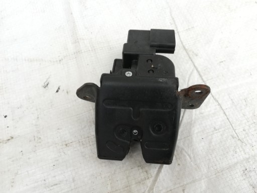 81230A6000 - ЗАМОК ЗАДНЬОЇ КРИШКИ БАГАЖНИКА KIA CEED II 12-17
