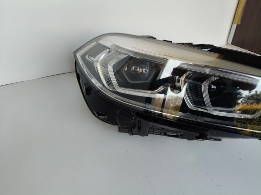 far desna REFLEKTOR BMW 1 F40 19- FULL LED ADAPTIVE