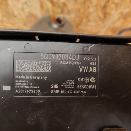 comfort control unit BCM SEAT VW AUDI SKODA 5Q0937084Dj