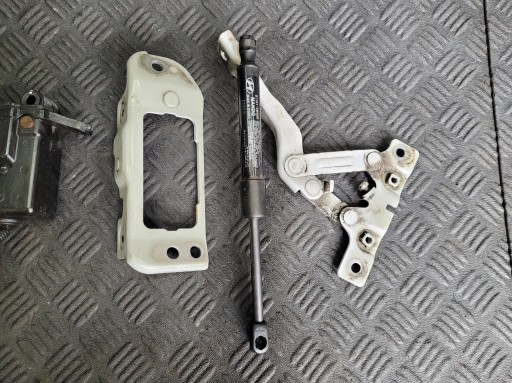hinge NABOJ PRIOTECHNICZNY bonnets right damper HYUNDAI SANTA FE III