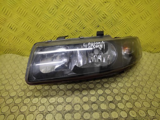SEAT LEON II REFLEKTOR light left front