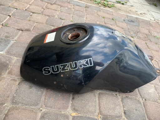 Suzuki VX 800 топливный бак