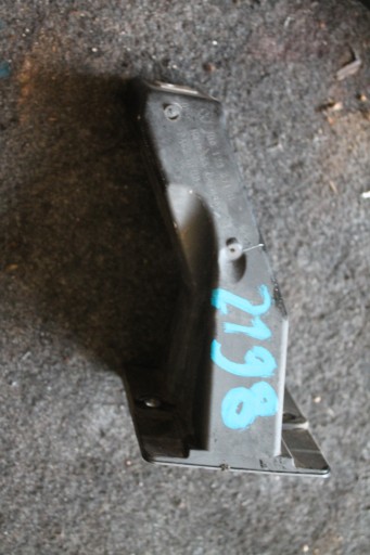 2198. Stütze Halter filter luft VW T6 7H0129671B