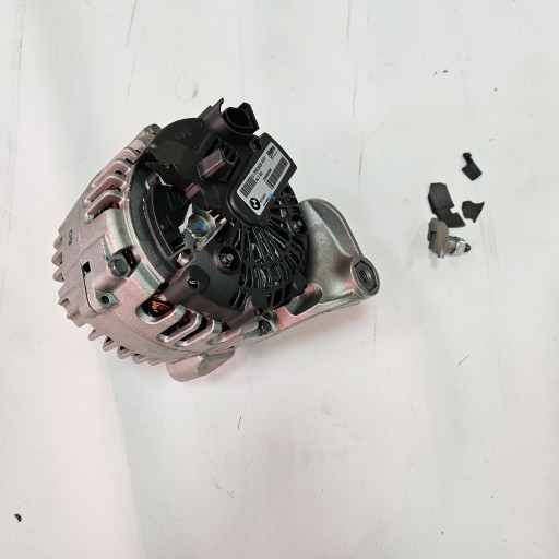 12317802928 - Генератор valeo bmw 3, 5, 7 x3 e60 e61