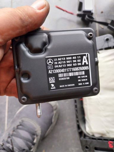 A2139004011 - Камера переднего стекла мерседес w213 работает.