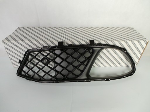 156119014 156108667 - Решетка левого бампера alfa giulia qv