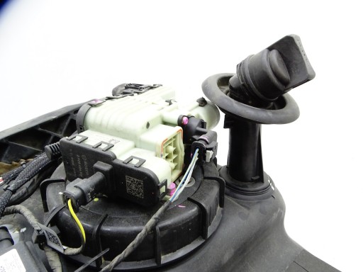 serbatoio Serbatoio Pompa LIQUIDO ADBLUE VW SHARAN 7N 2.0 TDI 7N0131877H