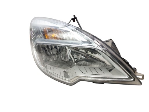 light REFLEKTOR right front OPEL MERIVA B (2010-2013) 13253630 EUROPA