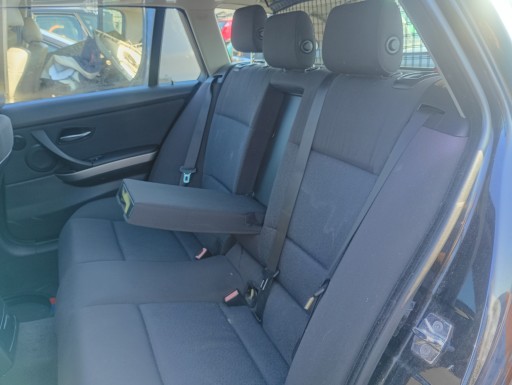 KANAPA hátso far BMW 3 III E91 06-07
