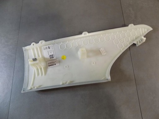 AUDI A8 4N side SLUPKA 4N4868289