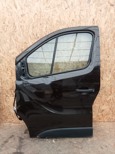 Renault trafic iii дверь налево