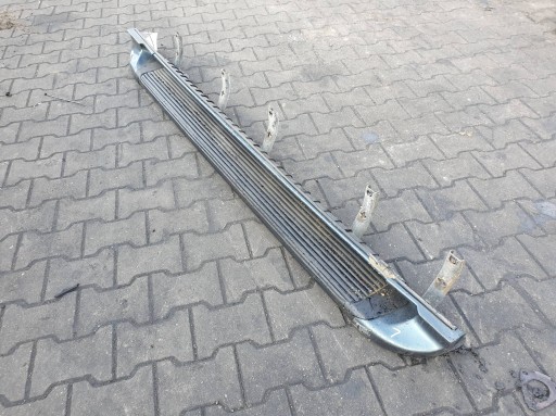 ЛЕВЫЙ ПОРОГ 1999 GMC YUKON DENALI