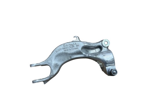 AUDI A6 A7 4K C8 A8 4N Q5 Q7 Q8 držač amortizera desna 4M0413038H
