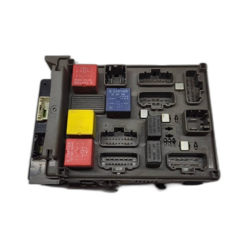 Kasten der Sicherungen Renault Laguna II 1.9 DCI 8200206775 8200148809-A