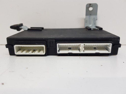 HYUNDAI I30 module control unit BCM 95400-2R921