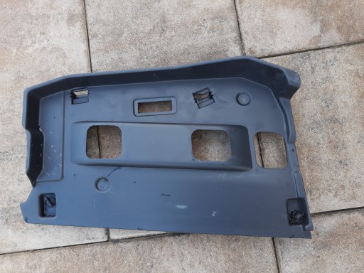 6841908 - Плинтус пассажирский п BMW X3 G01